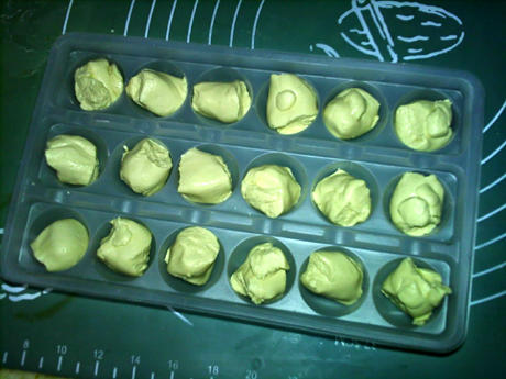 芒果芝麻汤圆的做法 步骤4