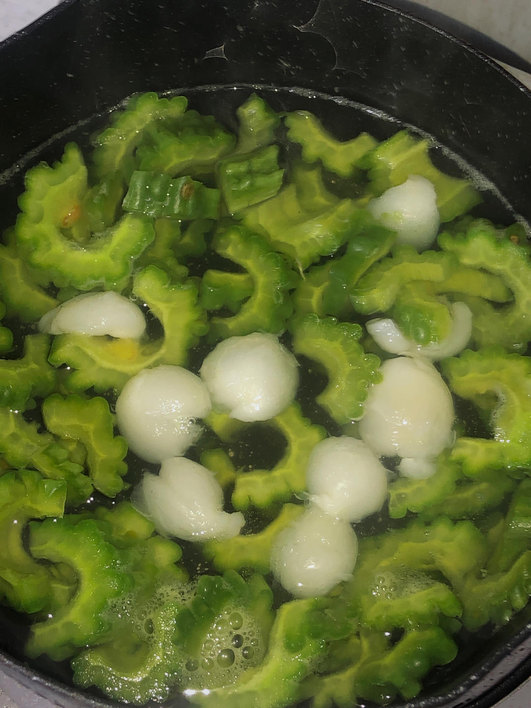 荔枝苦瓜鸡汤