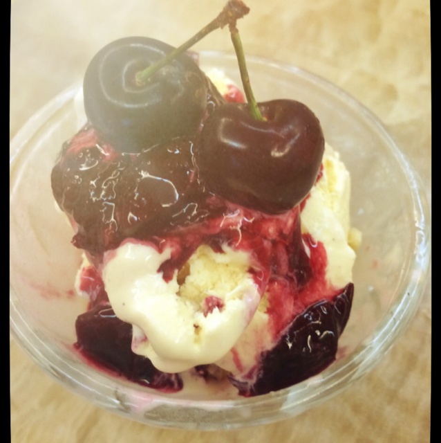 香草冰淇淋（消耗蛋黄的好办法）