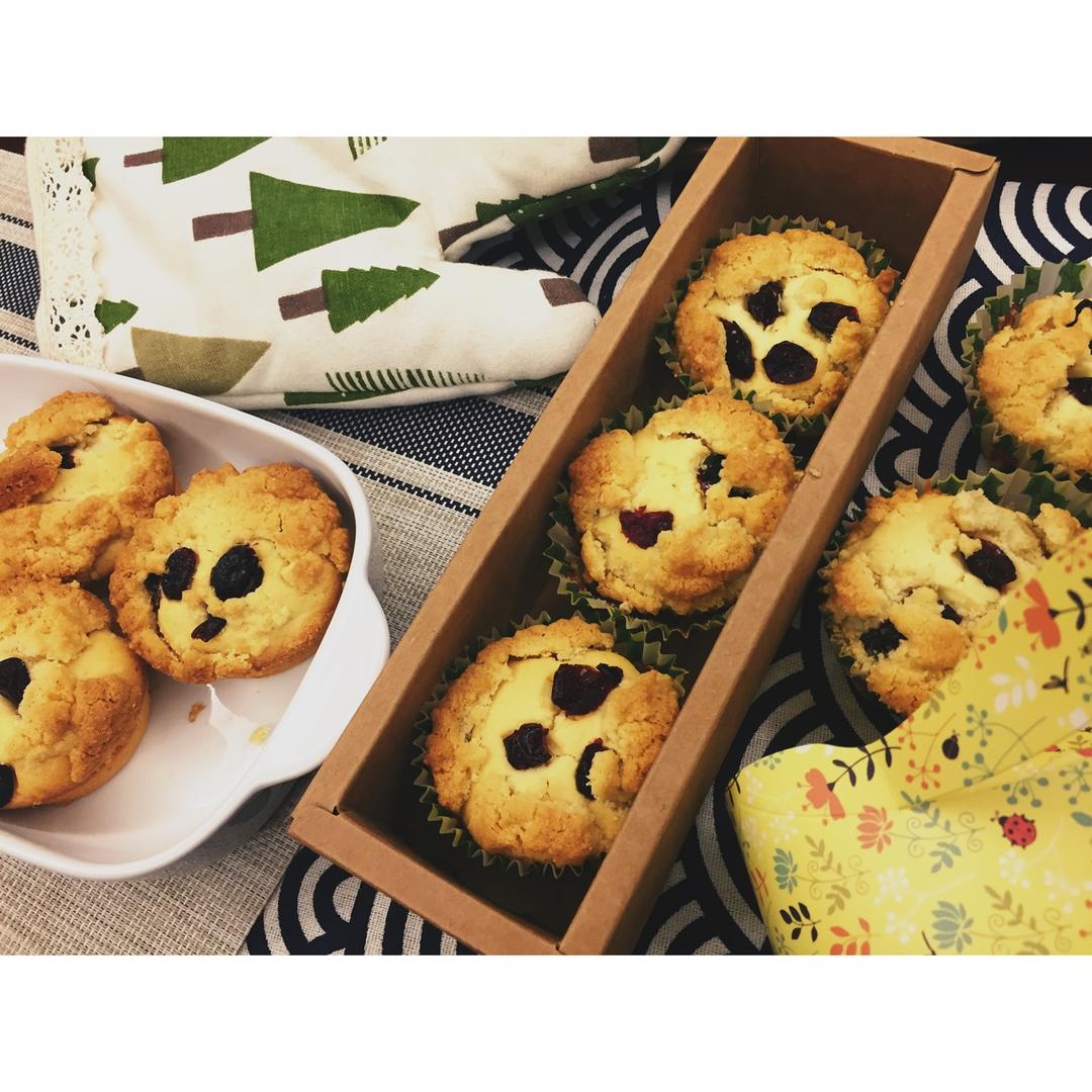 樱桃杏仁酥纸杯蛋糕 Cherry Cupcakes