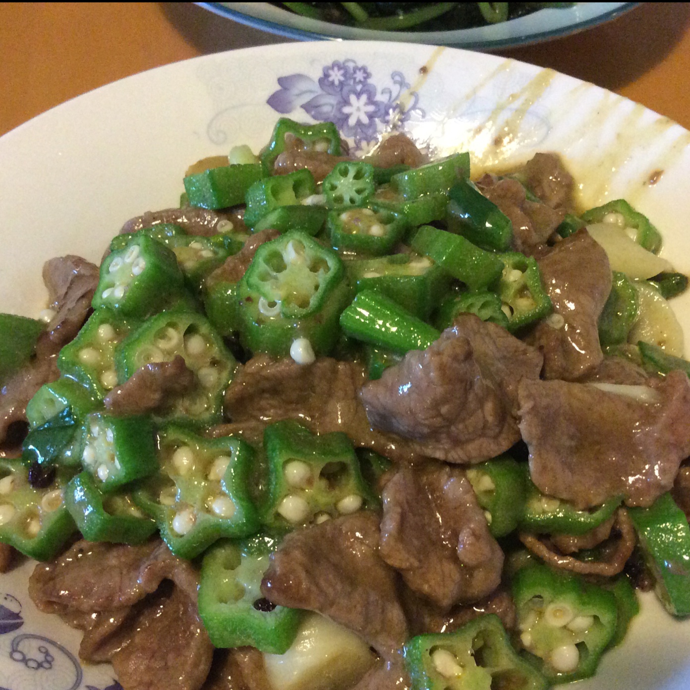 秋葵炒牛肉