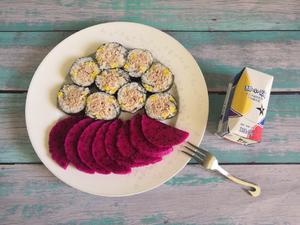 金枪鱼玉米紫菜包饭的做法 步骤6