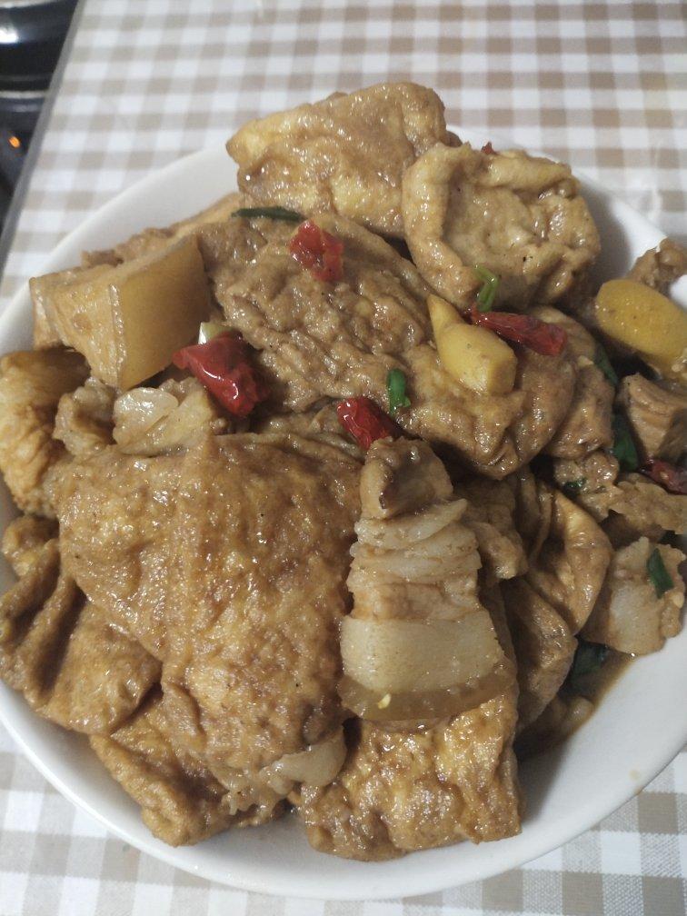 油豆腐红烧肉