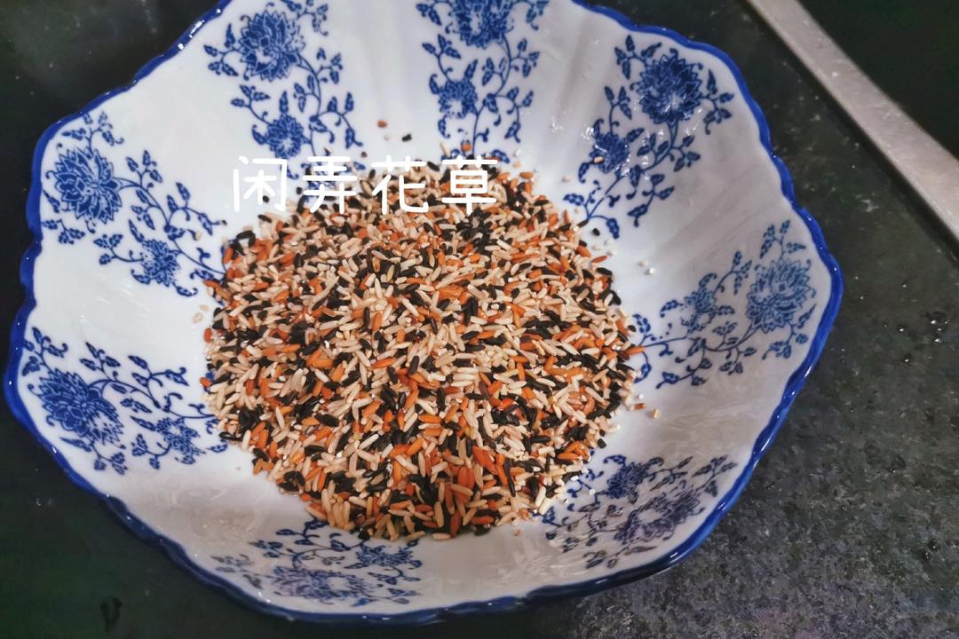糙米黑米燕麦米纯杂粮饭（减脂期碳水补充主食）