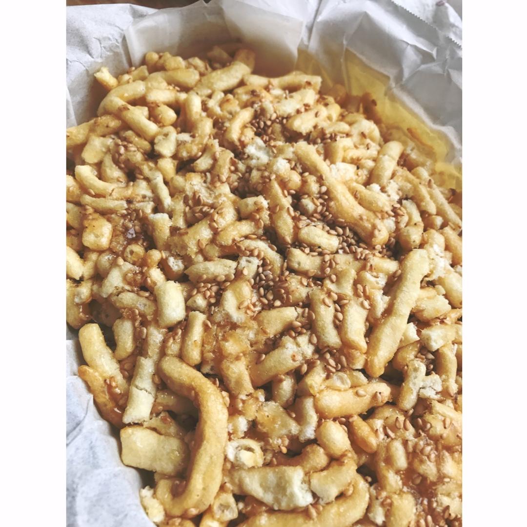 （视频食谱）自制沙琪玛／萨其马