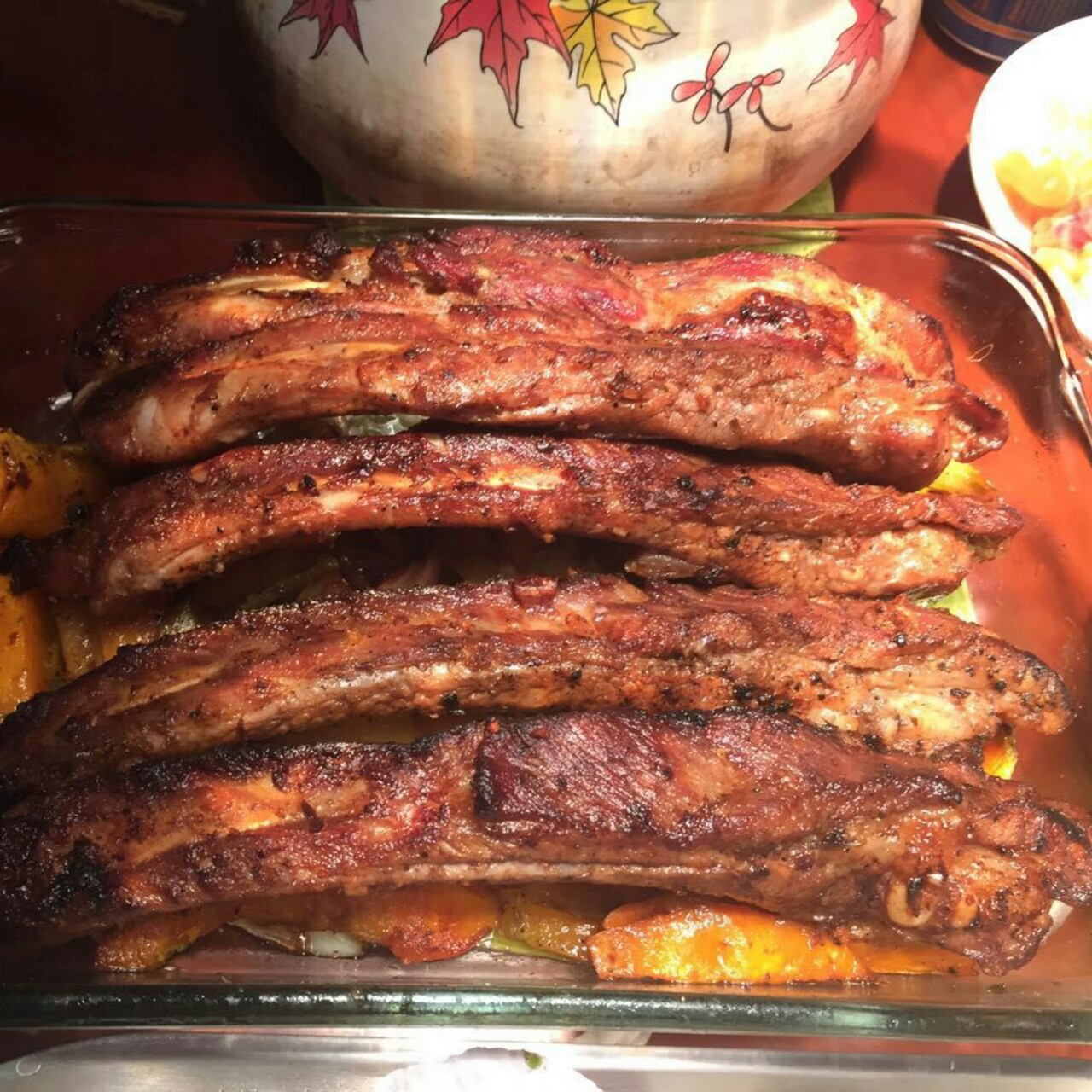 去马做的烤肋排