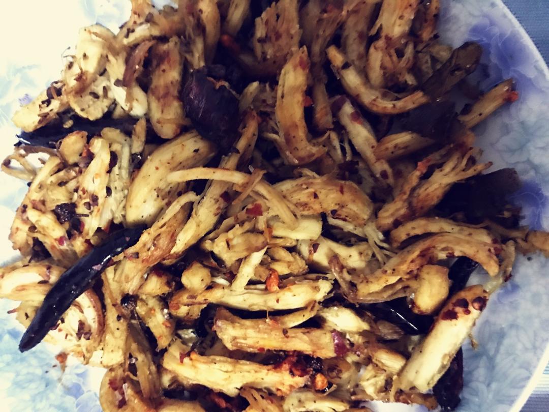 【美味鸡胸肉干丝】