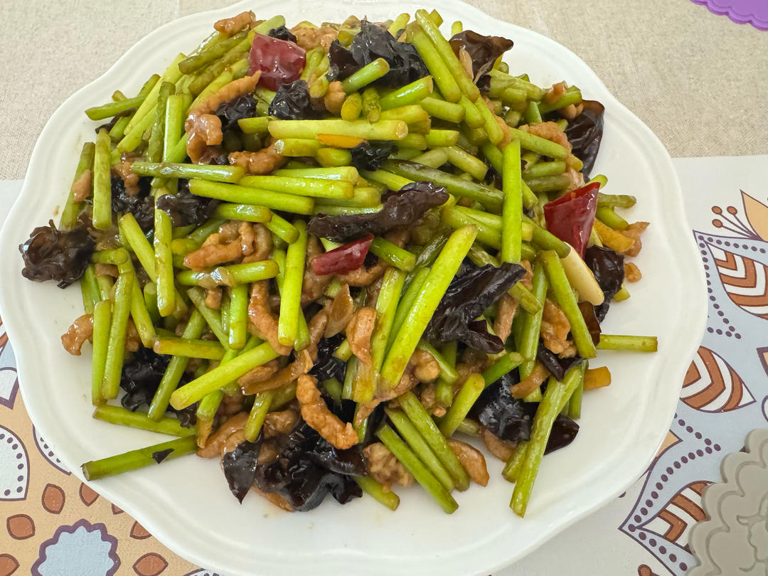蒜苔炒肉好吃的秘密