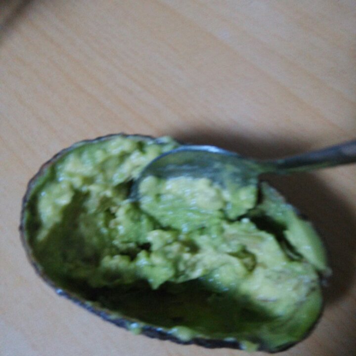 白糖拌牛油果（牛油果冰淇淋）