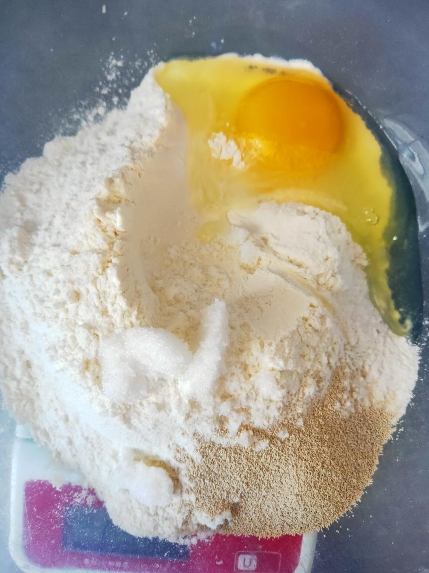 纯奶手撕吐司的做法 步骤1