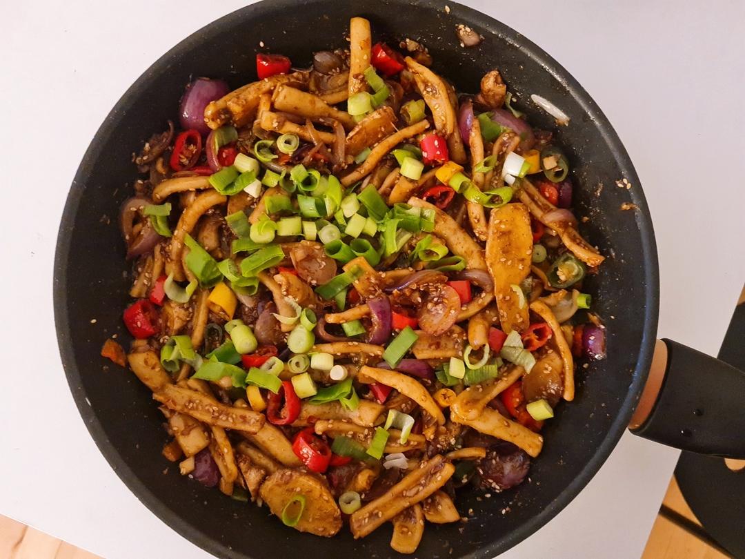 超下饭的孜然鱿鱼须，香辣爽嫩，比烧烤还好吃