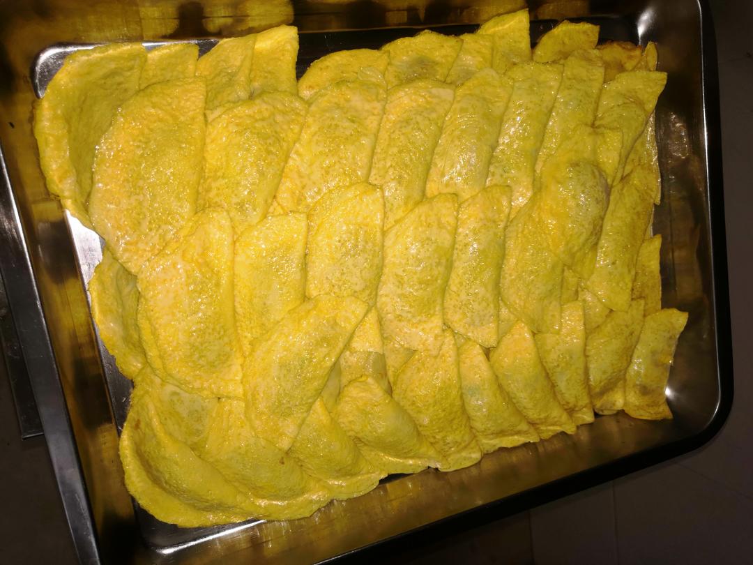 过年必备菜…蛋饺…