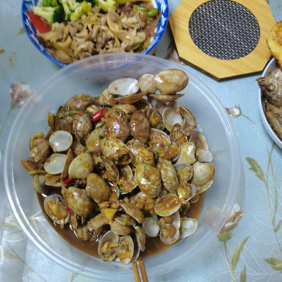 爆炒花甲