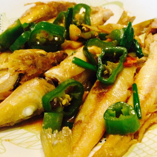 香煎小黄鱼