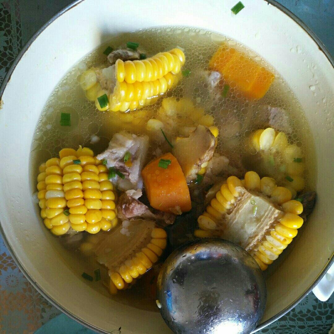 排骨玉米汤