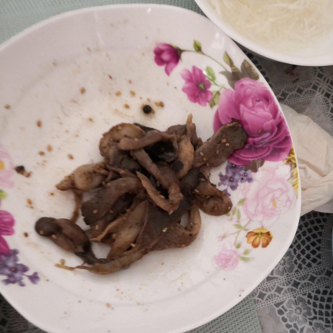 干煸平菇（有肉的味道）