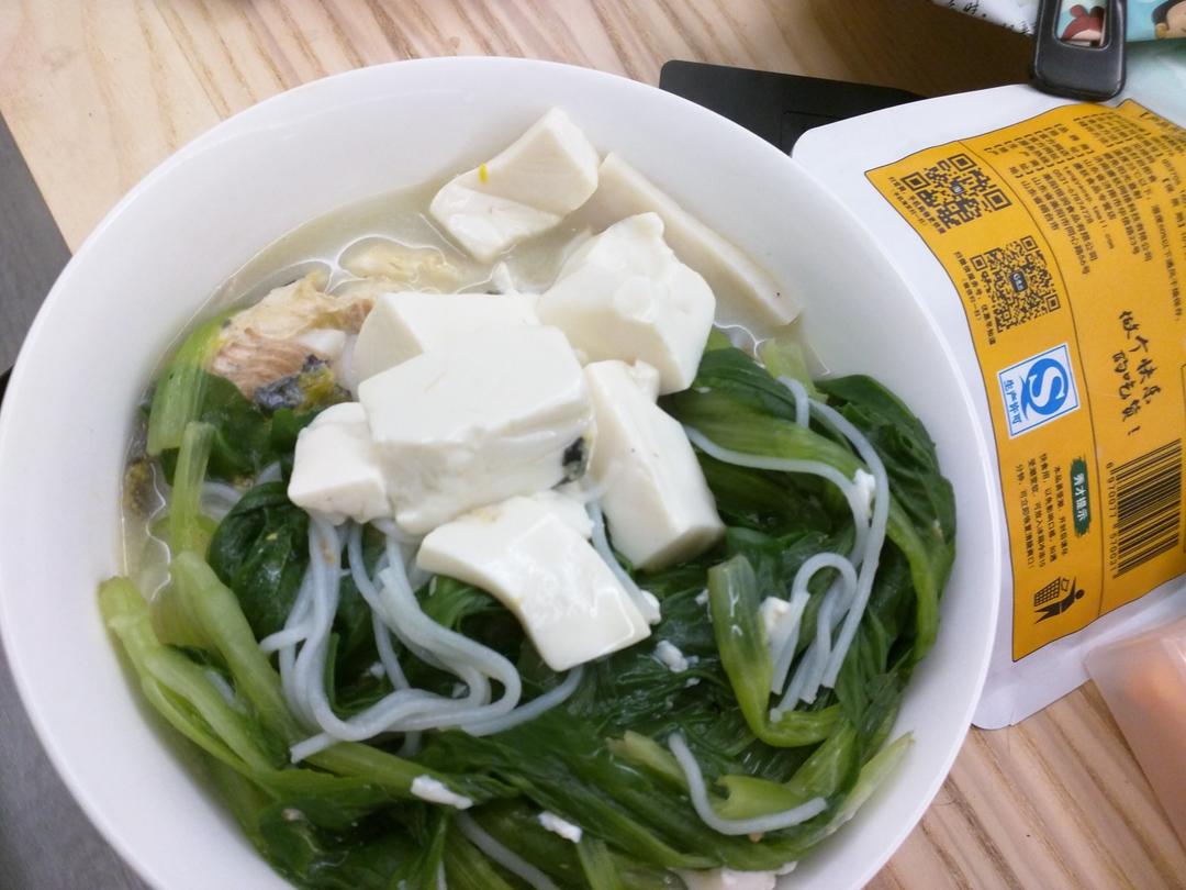昂子鱼豆腐汤