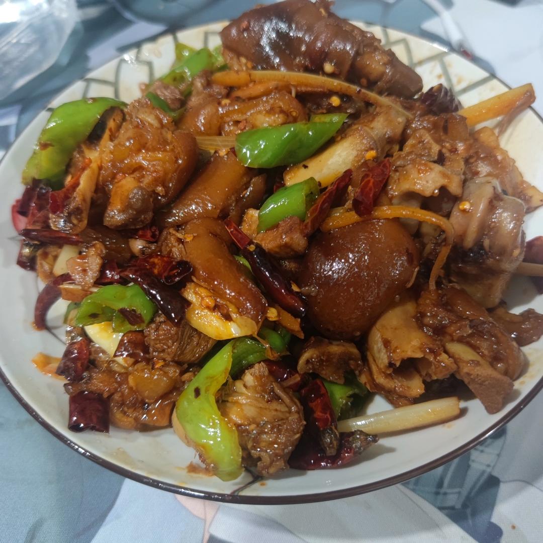私房香辣猪蹄๑