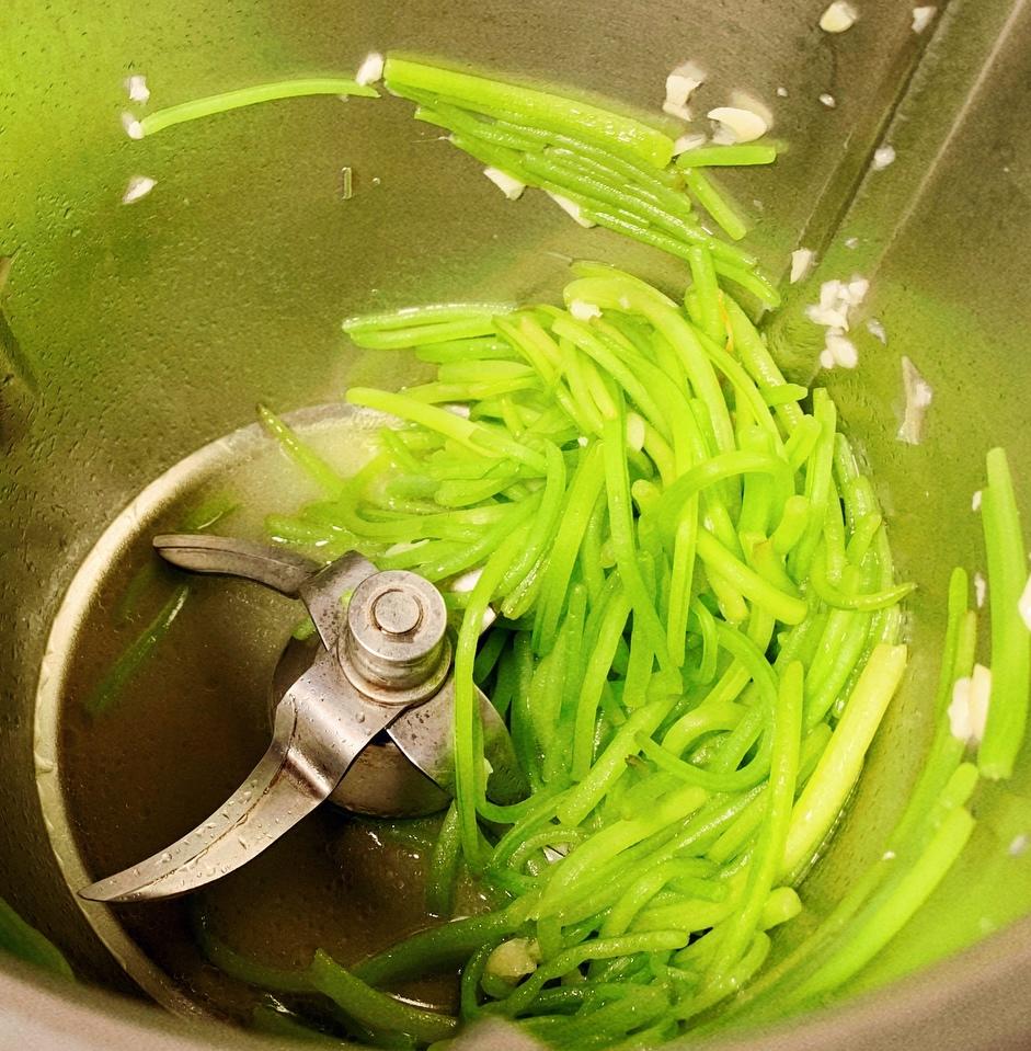 炒地瓜梗的做法