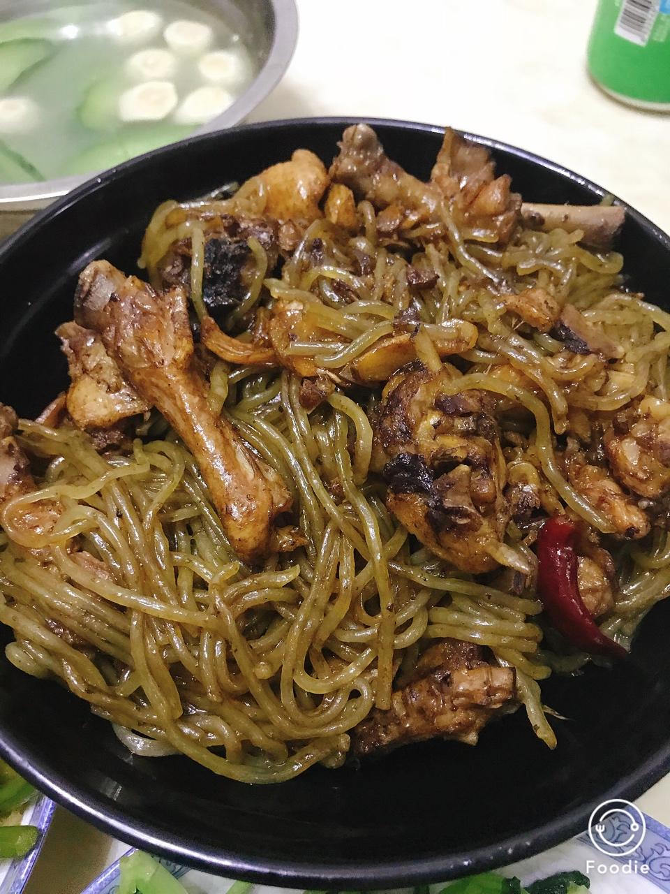 小鸡炖蘑菇粉条