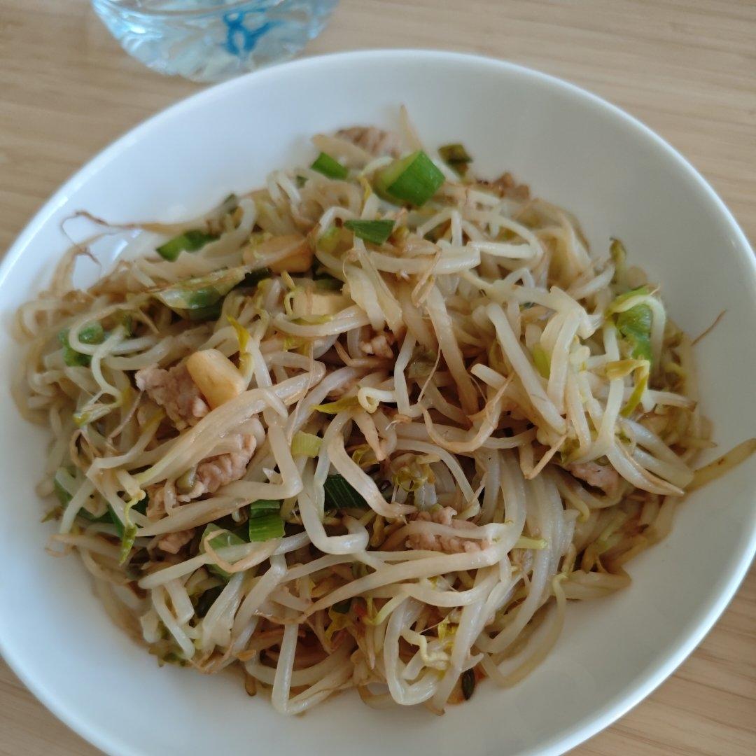 肉末炒豆芽
