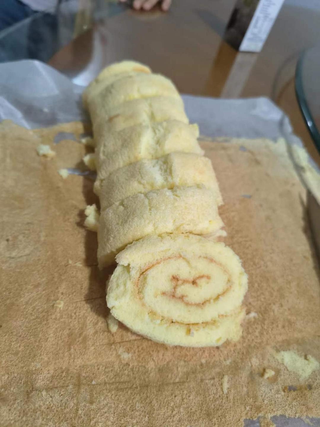 不开裂 不掉皮 保姆级基础蛋糕卷做法 这次一定要把你们给教会了