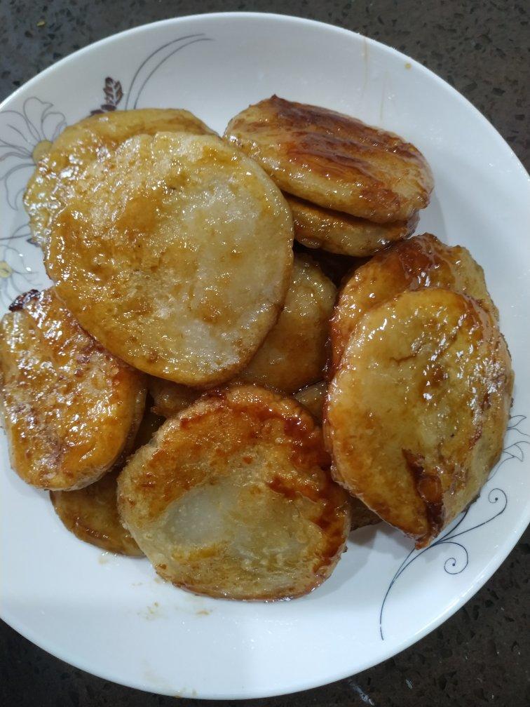 雨菏追梦做的(糯米粉)糖油粑粑