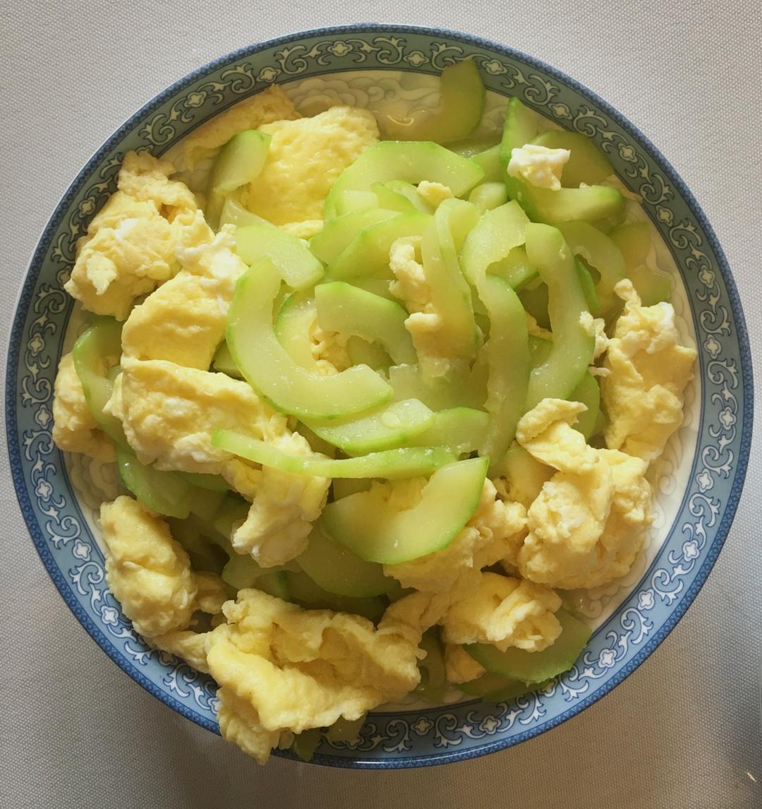 西葫芦炒鸡蛋
