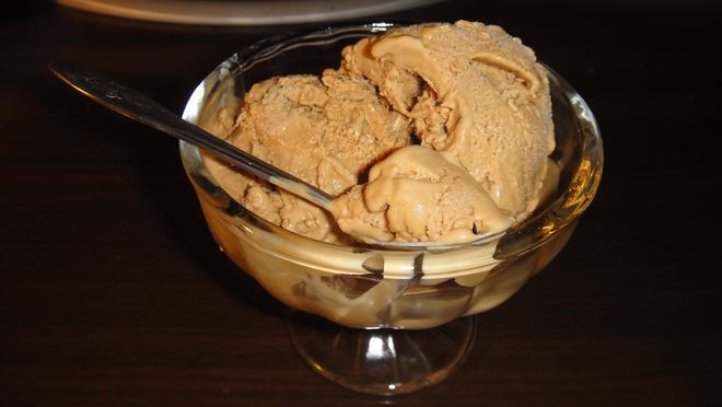 焦糖玛奇朵冰淇淋（无需搅拌也无冰渣）的做法