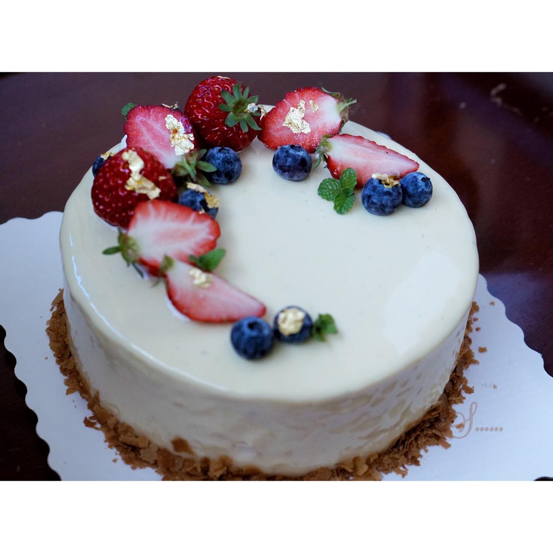 草莓慕斯蛋糕（视频菜谱）