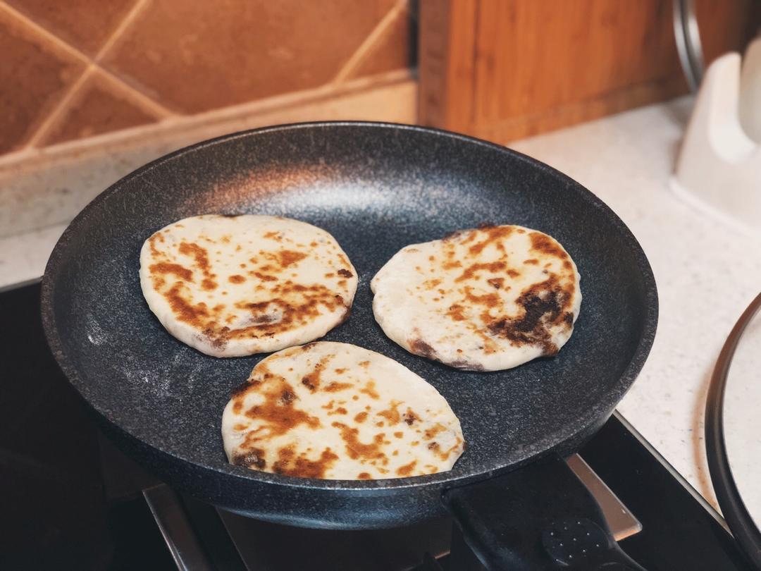 不用去早餐店的发面馅饼