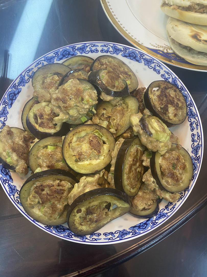 不一样的网红肉沫茄子饼