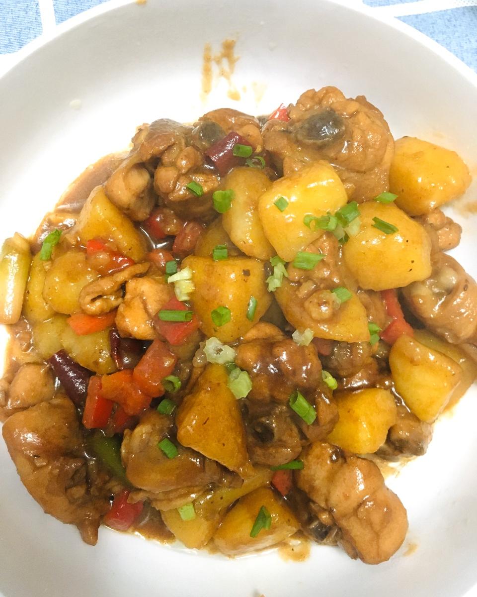 土豆炖小鸡腿