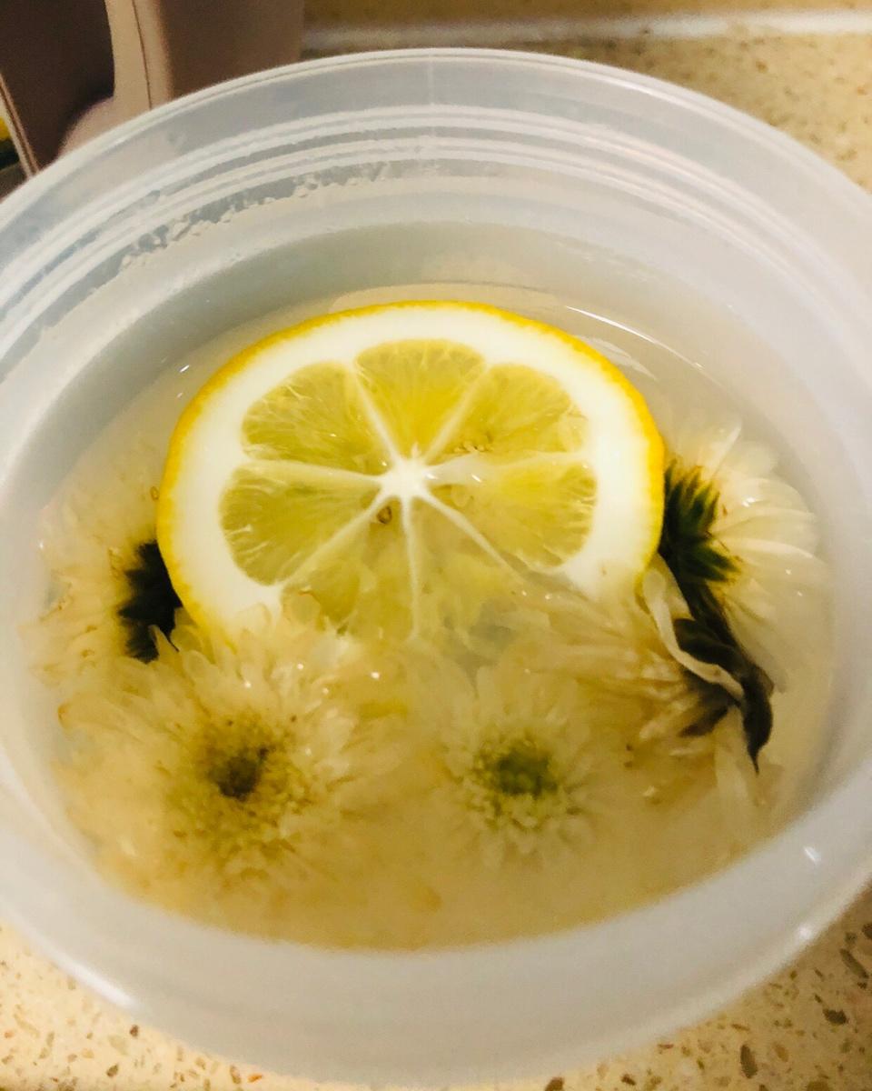 ashin小青做的柠檬蜂蜜菊花茶