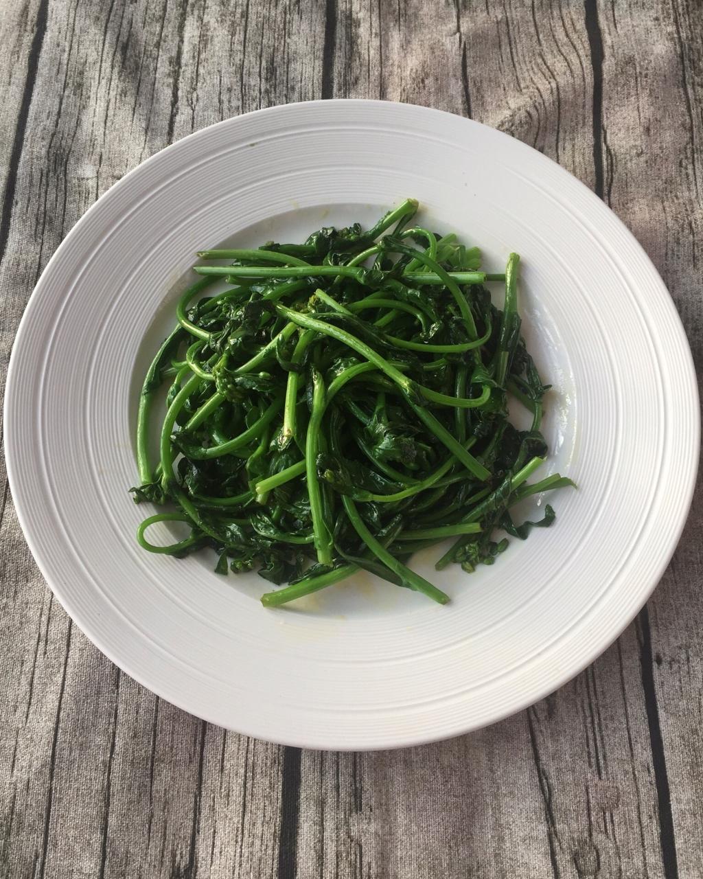 teukyu27做的清炒油菜尖