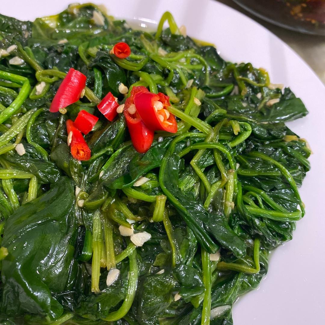 蒜蓉炒菠菜