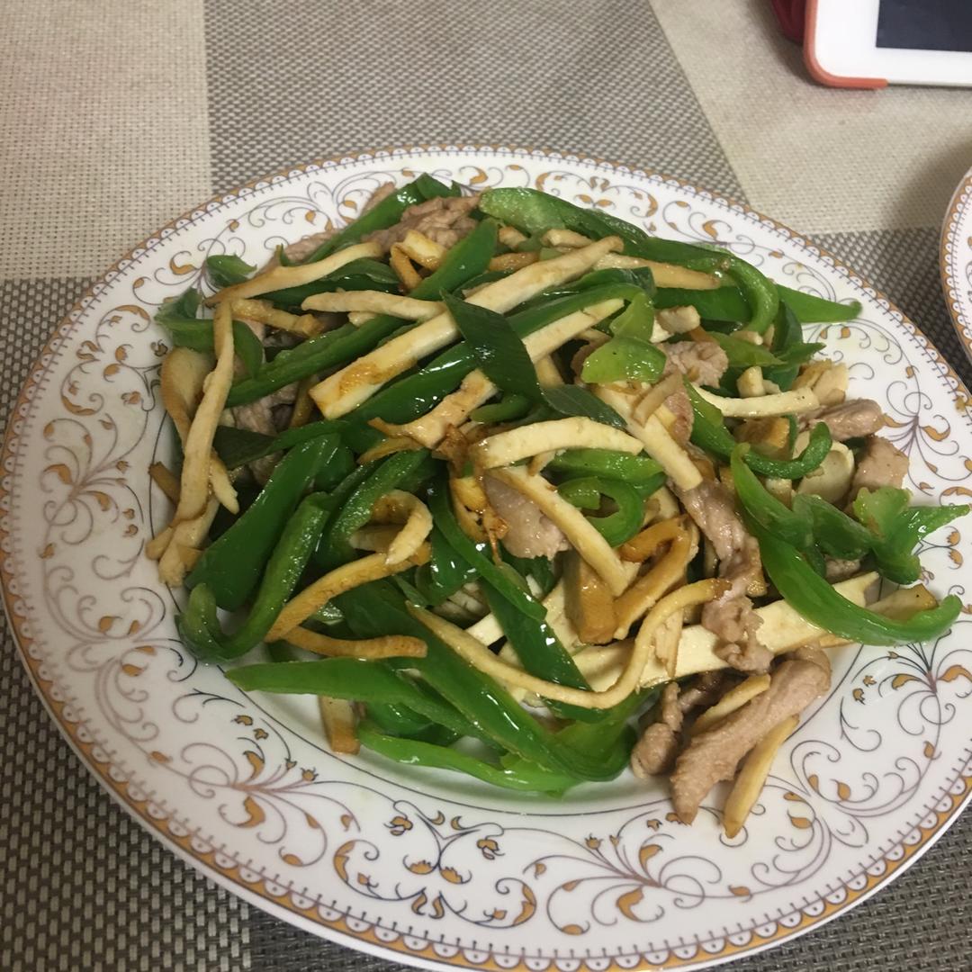 青椒肉丝炒香干