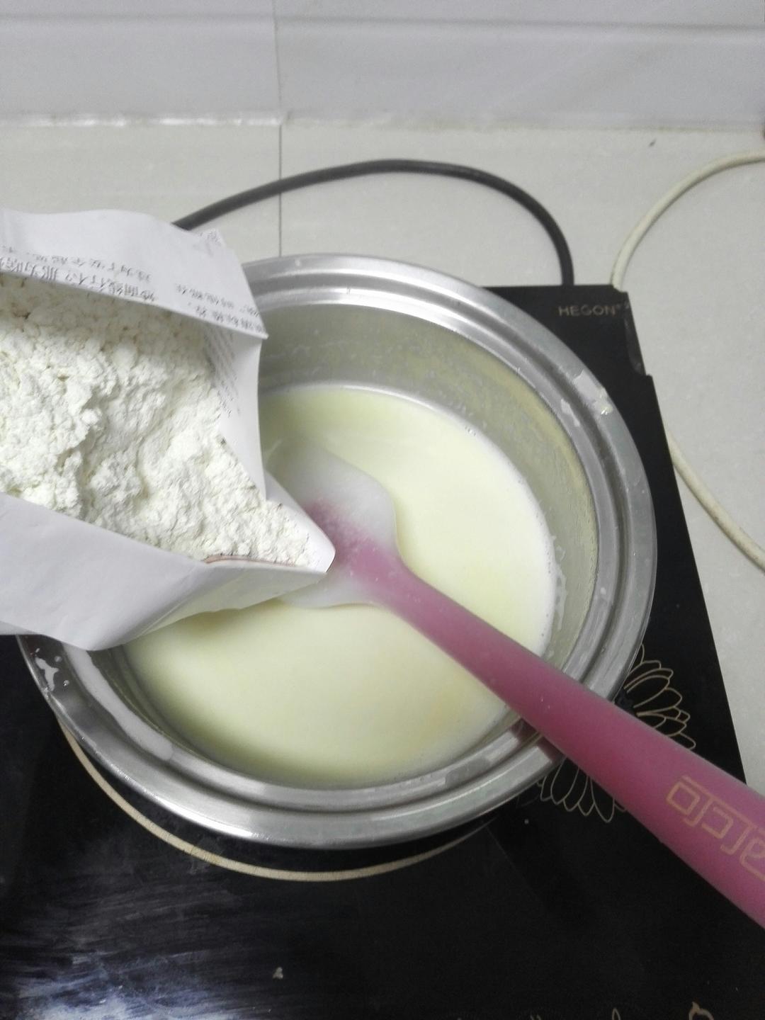 纯奶手撕吐司的做法 步骤1