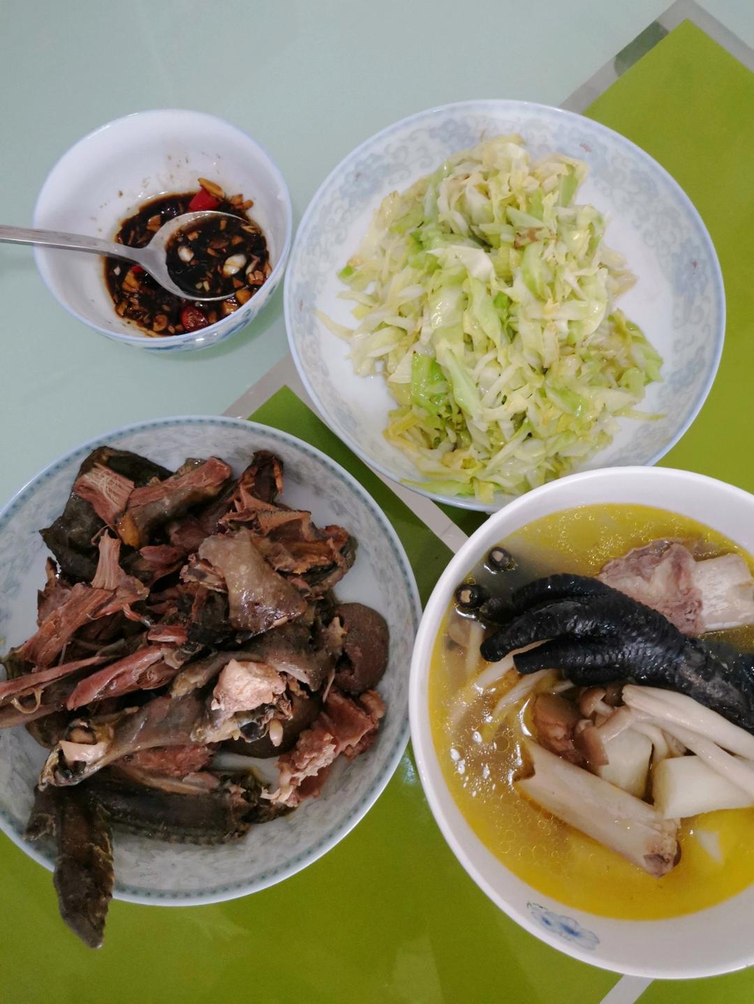 土鸡汤