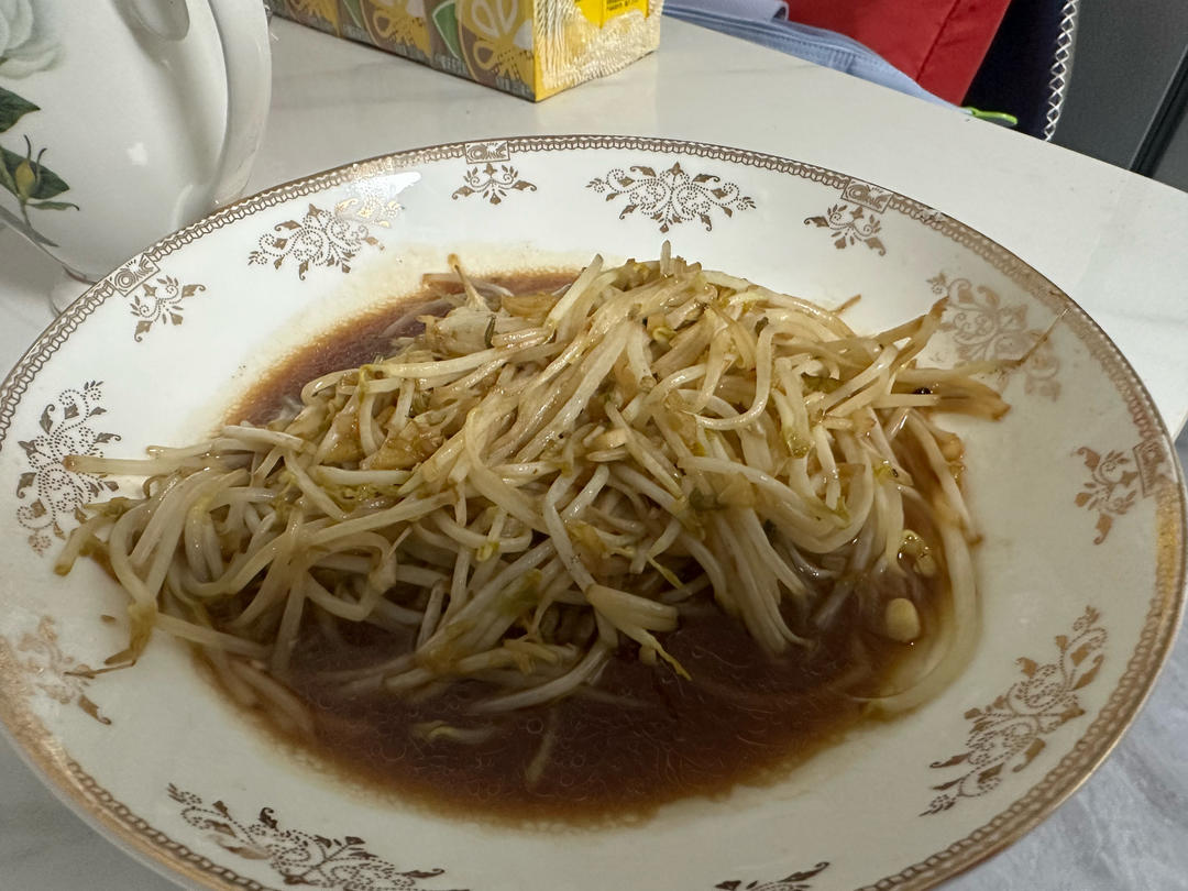 酸辣脆爽的炒豆芽