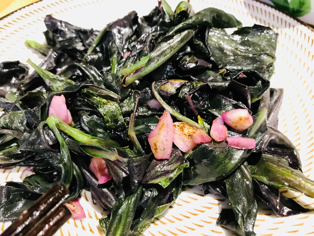 蒜蓉紫背菜