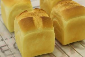 日本面包排名第一：生吐司的做法 步骤14