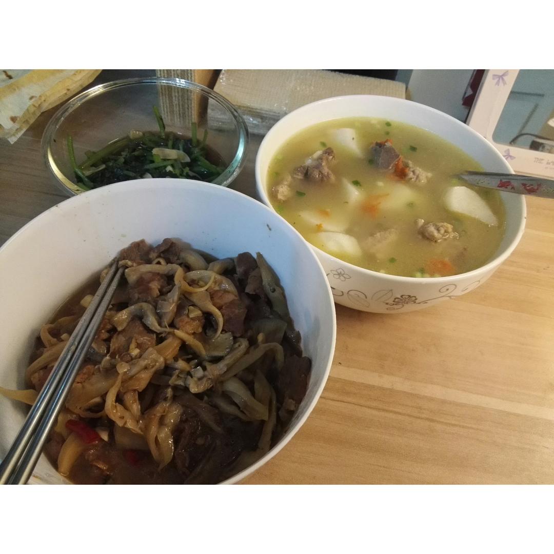山药排骨汤