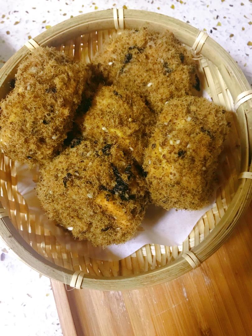 酸奶肉松小蛋糕