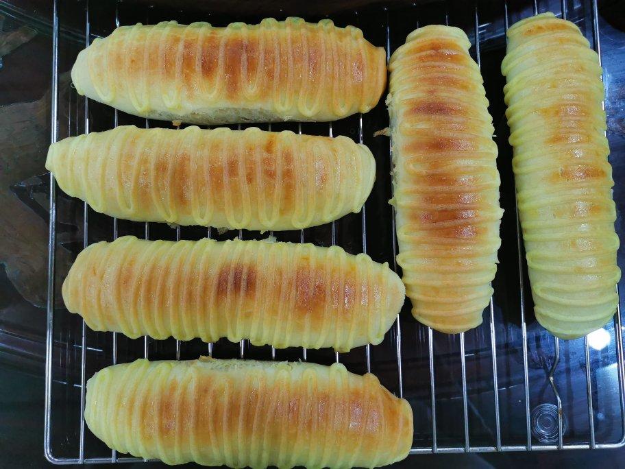 毛毛虫面包