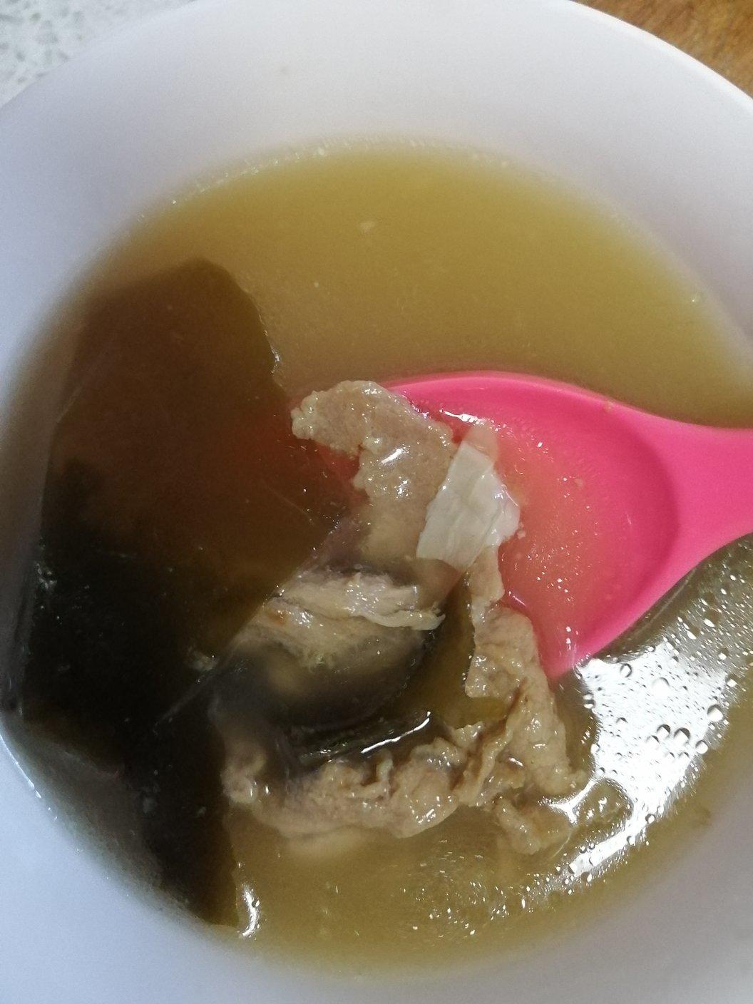 韩国海带汤-牛肉海带汤