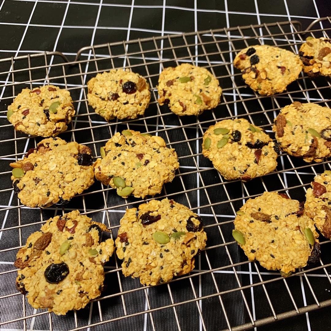 无数次翻牌の ·燕麦饼干🍪