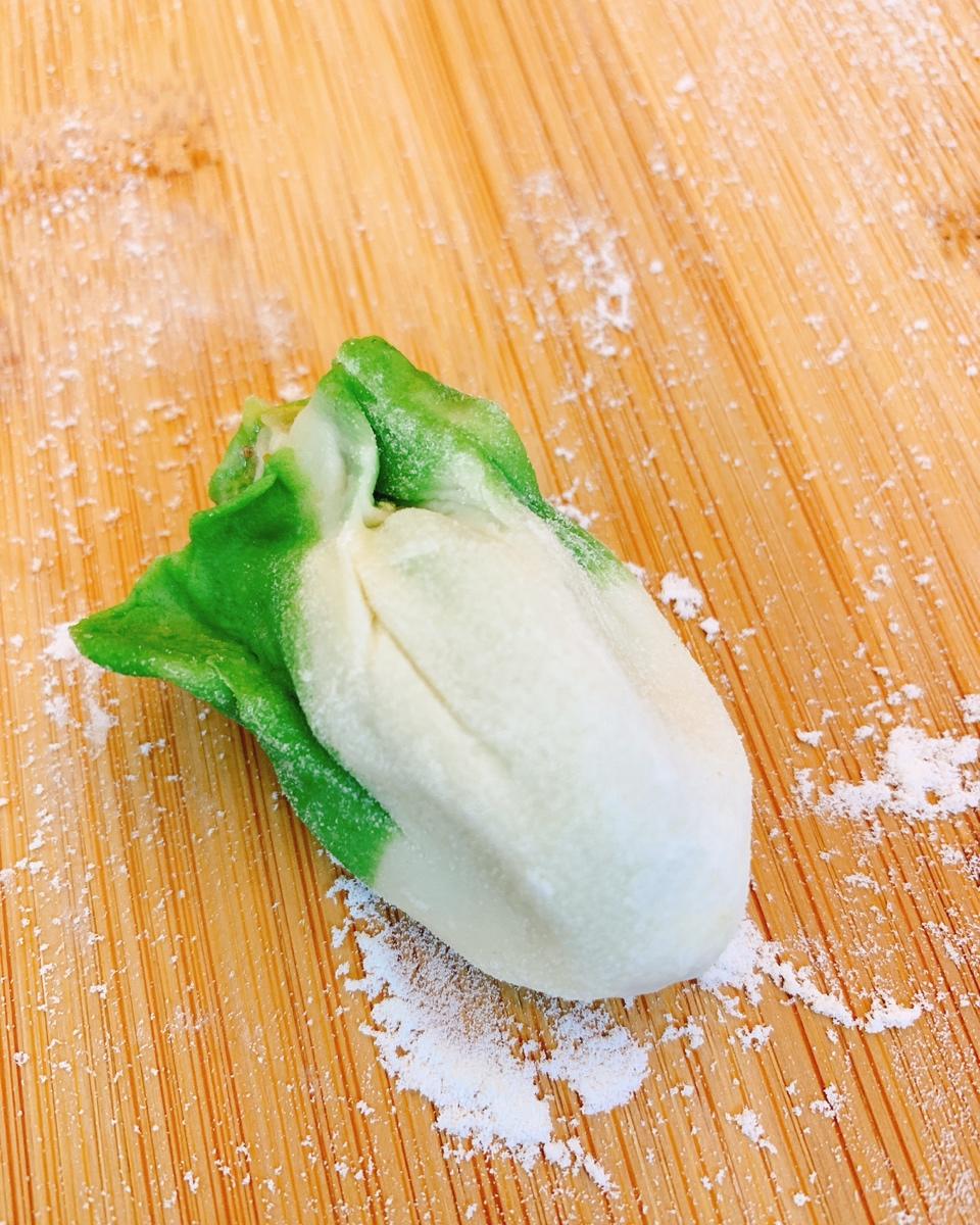 翡翠白玉白菜饺子详细版（附翡翠白玉白菜饺子包法，翡翠白玉饺子皮两种制法，面包机和面，翡翠白玉烧卖，各种馅料搭配）