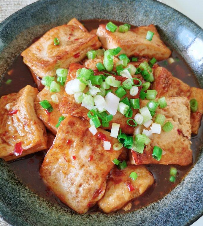 焖煎豆腐