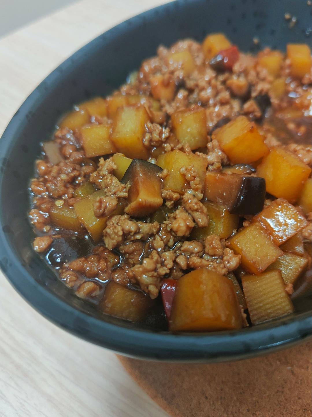 ㊙️香菇土豆肉沫拌饭❗️比外卖还好吃